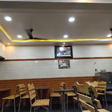 Shri Vasant Lodge Хубли Экстерьер фото